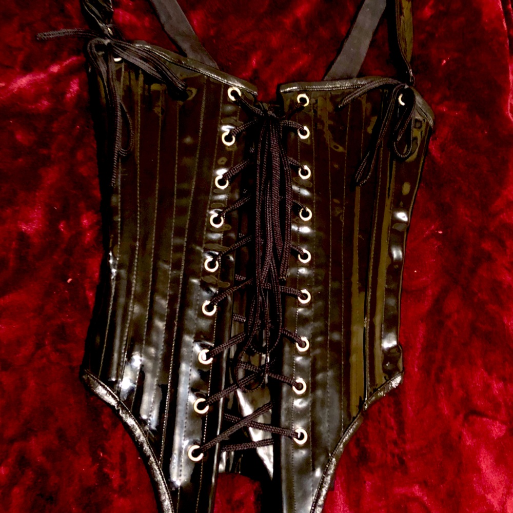 Gallery Serpentine Harlotte Vinyl Corset